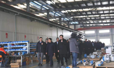 泰州市委市政府百人考察團蒞臨藍帕參觀指導